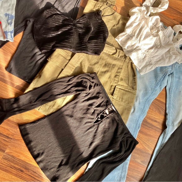 Size small bundle - Picture 4 of 6